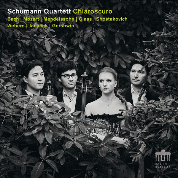 Schumann Quartett, Johann Sebastian Bach, Wolfgang Amadeus Mozart, Felix Mendelssohn-Bartholdy, Philip Glass, Dmitri Shostakovich, Anton Webern, Leoš Janáček, George Gershwin : Chiaroscuro (CD)