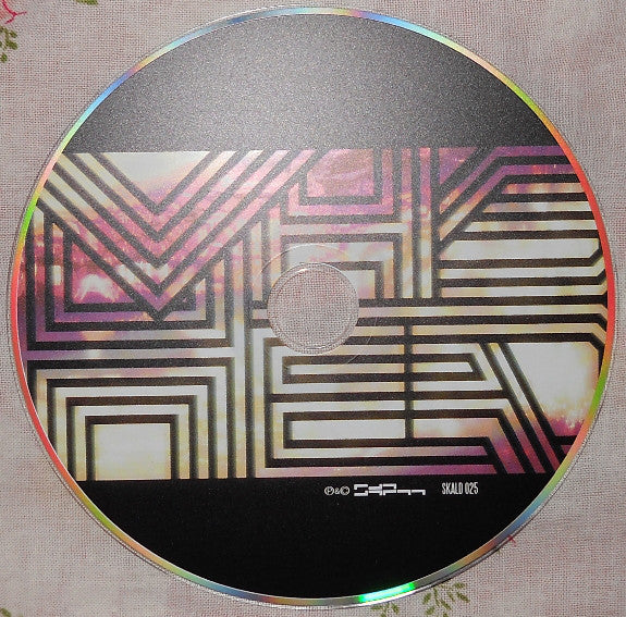VHS Head : Trademark Ribbons Of Gold (CD, Album)