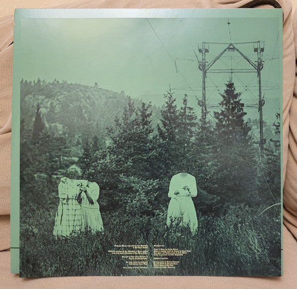 Graveyard (3) : 6 (LP, Album, Cry)