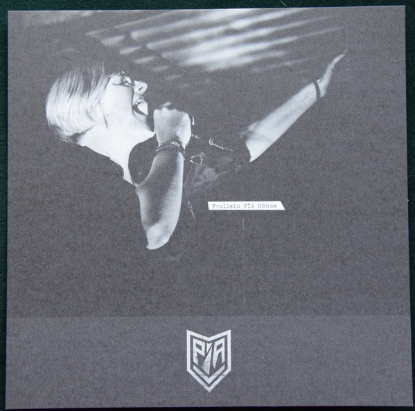 Pia United : Seid Bereit (7", EP, Ltd, Num)
