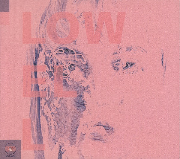 Lowell (5) : We Loved Her Dearly (CD, Album)